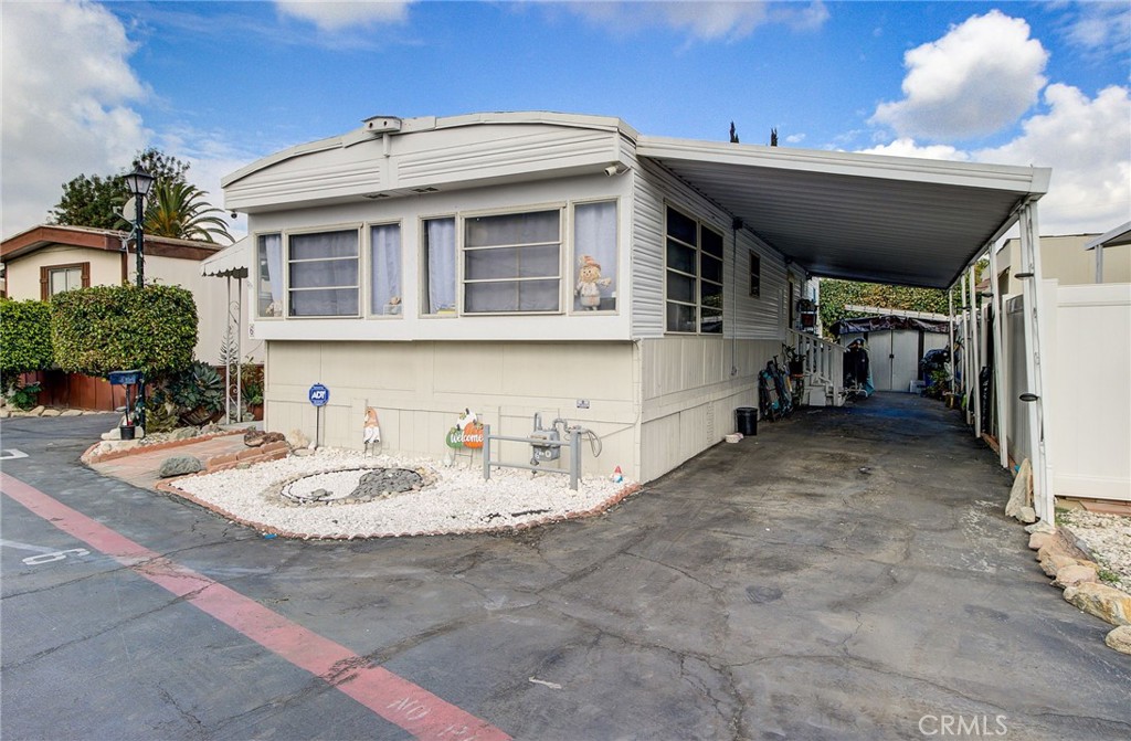 3107 San Gabriel Boulevard 6