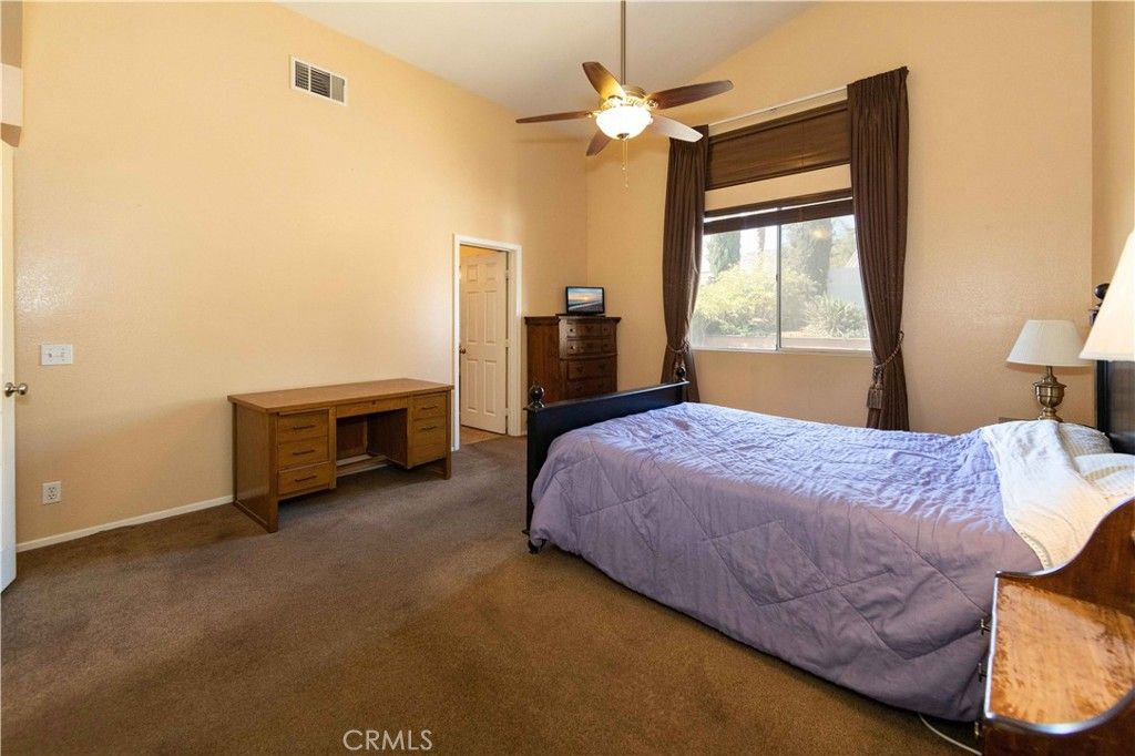 listing image 130729345547531688457