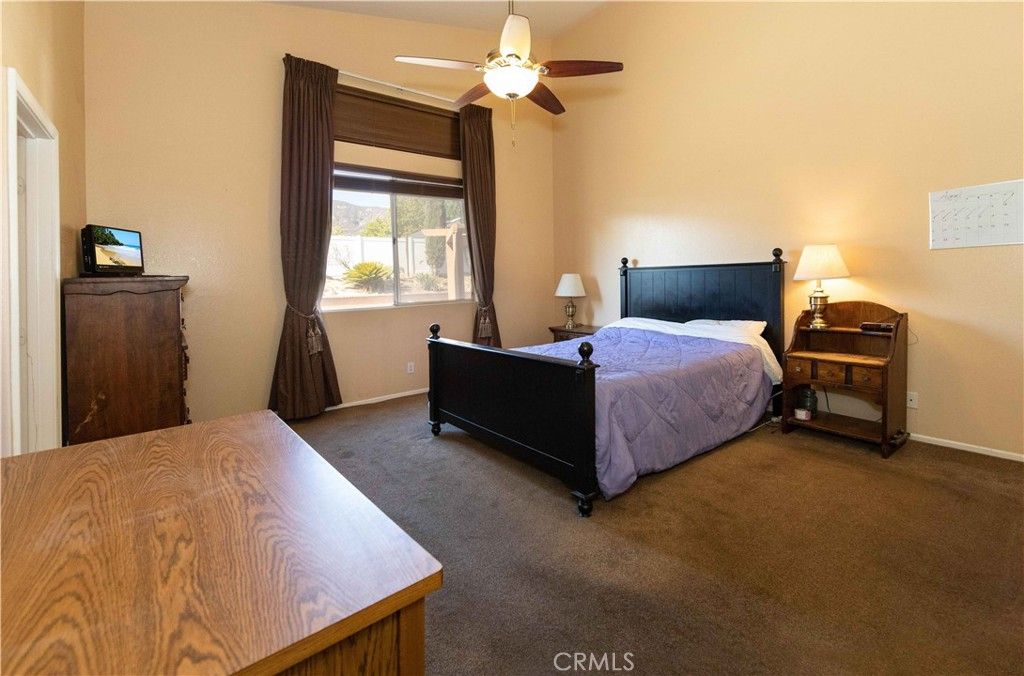 listing image 130720823404550907828