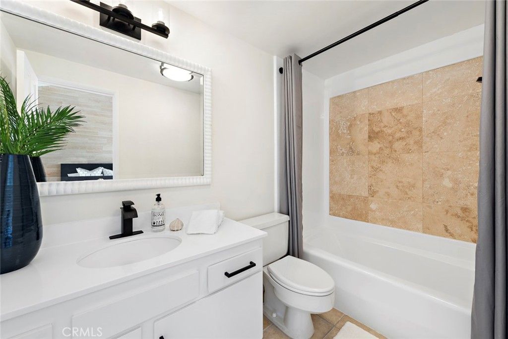 listing image 130721784666245938665