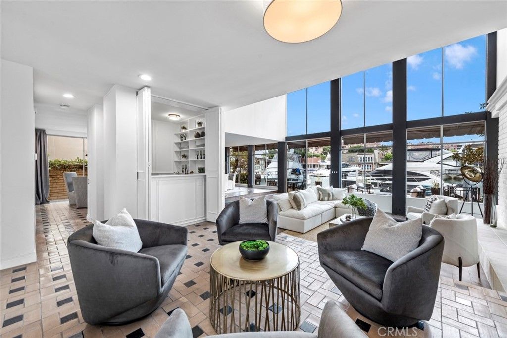 listing image 130723318437335308550