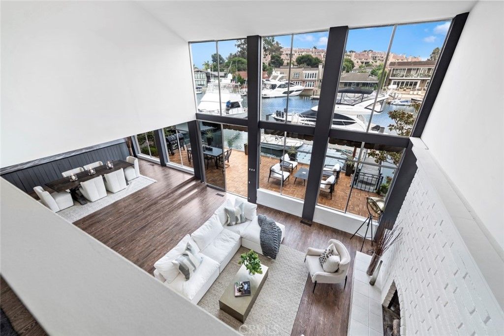 listing image 130729792066897337598