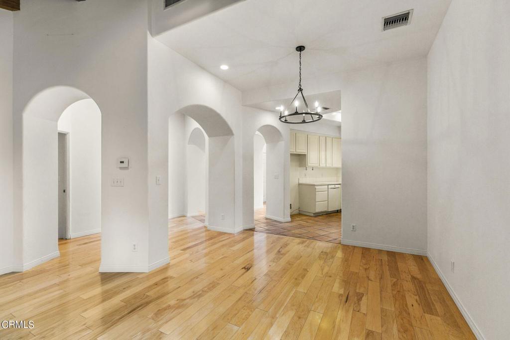 Photo 6 of 17 of 306 E Aliso Street F condo