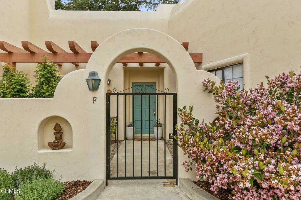 Photo 1 of 17 of 306 E Aliso Street F condo