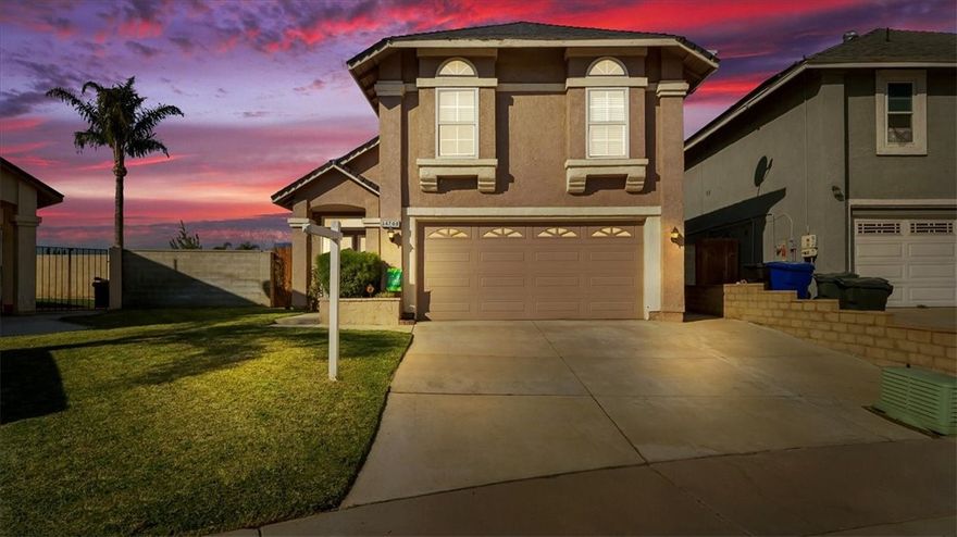 Walk into this beautiful, well-cared home in the desirable area of Southridge, Fontana! This home screams pride of ownership. Walking into the home, you will notice a welcoming and airy living room because of the tall ceiling and open floor plan! It even features a gas fireplace perfect for cold or rainy nights. The open kitchen is not only upgraded with beautiful granite countertops and a deep farmhouse sink, it also offers a warm view of the dining room, backyard, and living room. Lucky for you this model has the washer and dryer located in the home! Lifeproof flooring throughout and newer carpet upstairs in all the bedrooms. This home is spacious!  The additional bedrooms fit a full or queen-sized bed comfortably. The Primary bedroom has a larger restroom and shower, two sinks, and two closets! 

If the home alone wasn't enough to have you speed over to view this beauty, it is also in the corner larger lot with a huge backyard and situated on a cul-de-sac! Walking distance from shopping, dining, schools, parks, and hiking trails!

Lastly, easy freeway access to the 60 and 10 freeway!