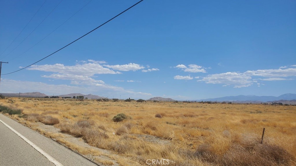 View Lancaster, CA 93535 land