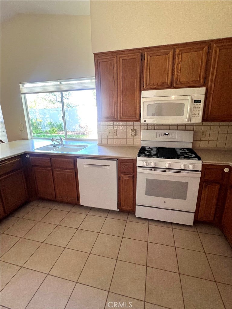 30221 Calle Halcon