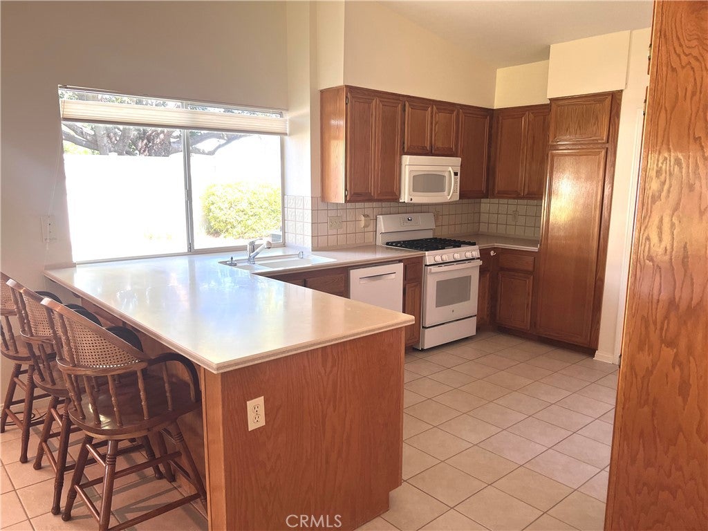 30221 Calle Halcon