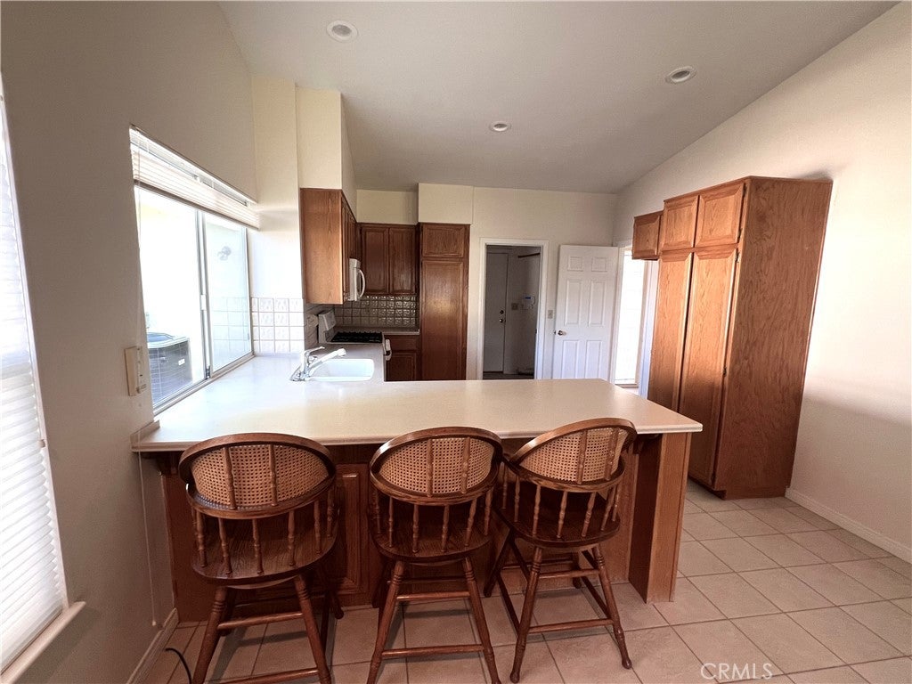 30221 Calle Halcon