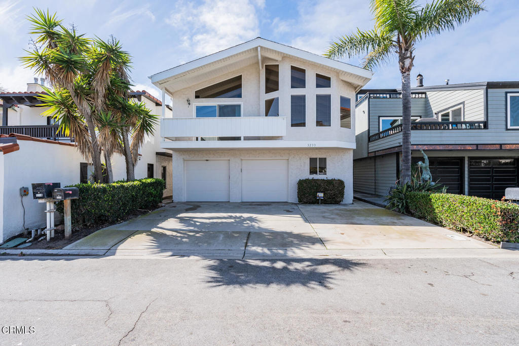 3233 Playa Court