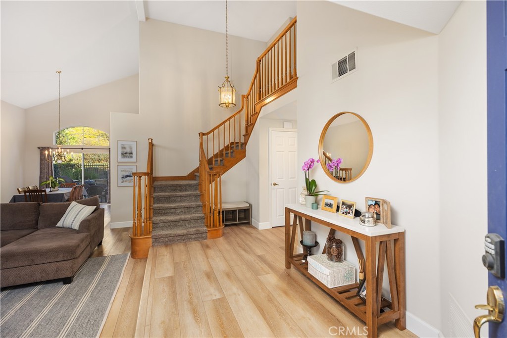 25 Sepulveda