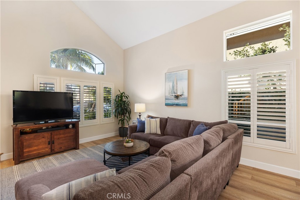 25 Sepulveda