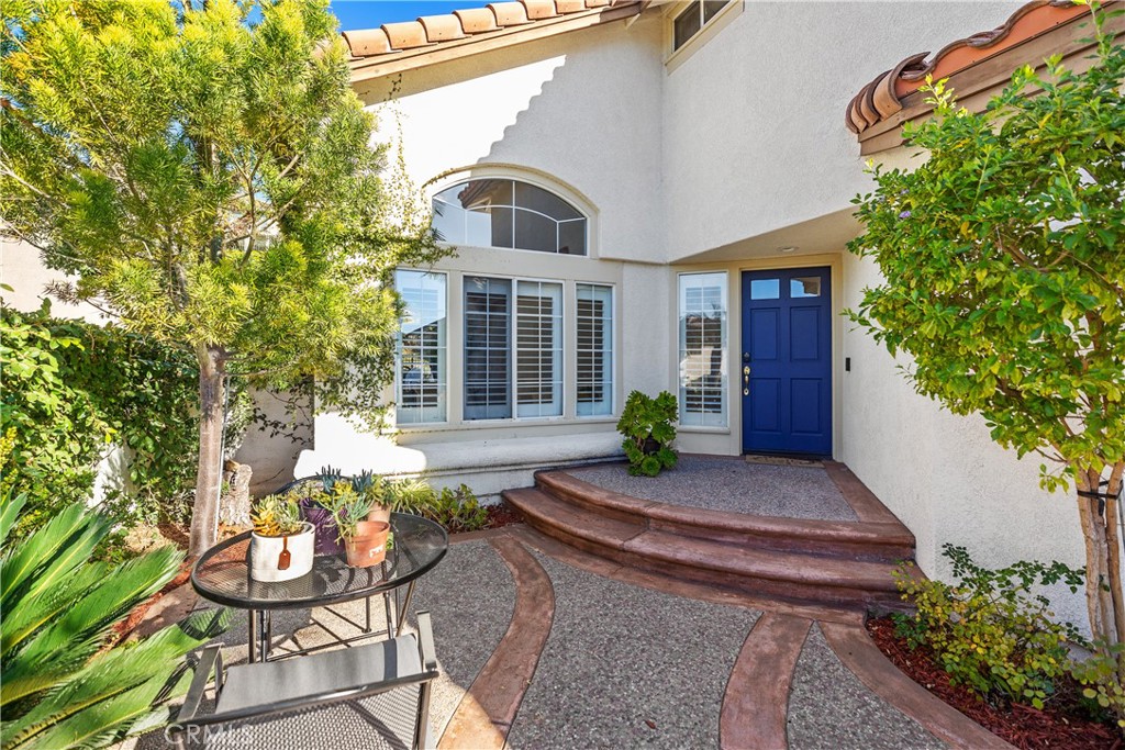 25 Sepulveda