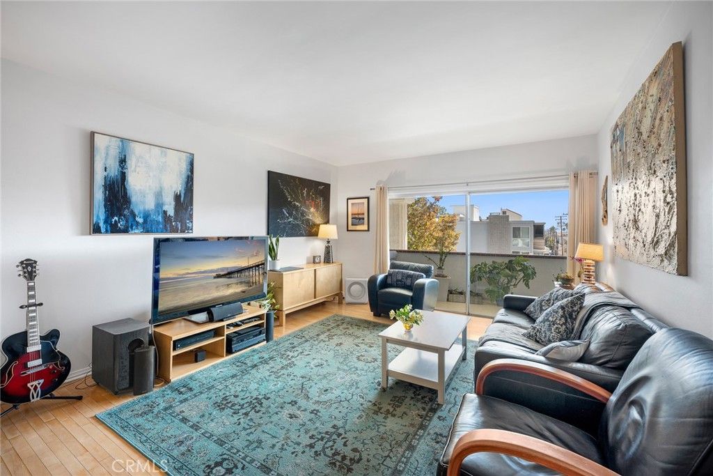 listing image 130729447035673951496