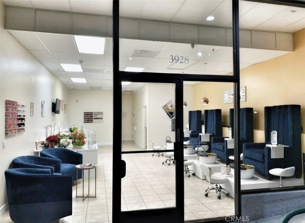 Profitable, Gorgeous High end Nail Salon in Heart of La Crescenta-Montrose!
This is your Once in life time opportunity to become owner of This Gorgeous nail salon
This immaculate, chic and like-new (fully REMODELED One year ago) nail salon was designed as a “Clean” nail experience. This HIGH END salon with Custom made Chic Chairs Along with Hammered Copper Pedicure bowls, Separate room for facials, lash extension, hair removal services is Located in Heart of La Crescenta-Montrose community, the high-traffic location has developed a very loyal customer base during the 25 YEARS established business, YES 25YERAS!!!
• 4 chairs plus 4 manicure Station (8 stations in total with opportunity to add additional stations; All equipment like new!)
• 5 stars Yelp/Google
• plentiful parking
There are very few nail salons that are established for over 20 years, and kept a 5 star reputation in Glendale and serenading area! Act fast before this one is gone!
