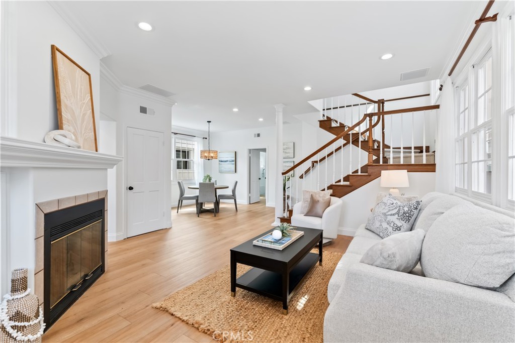 214 Sapphire Avenue