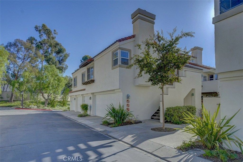 listing image 130721824997471727179