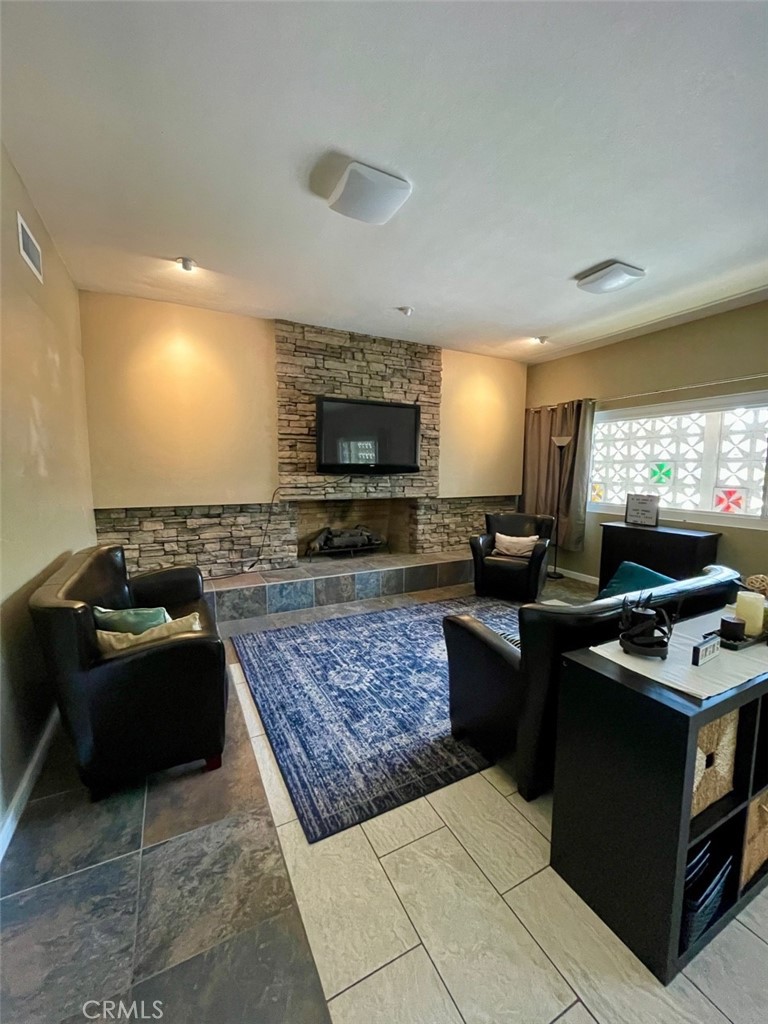 247 E Amerige Avenue