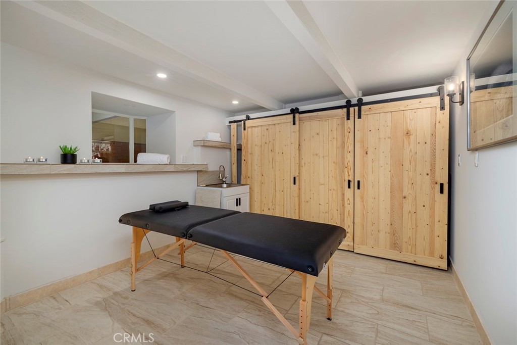 Victoria Beach (VB) - Residential