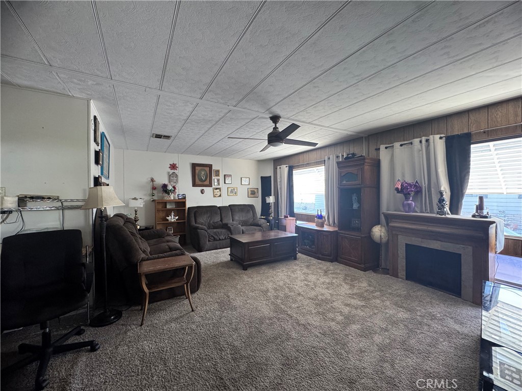 881 N Lake Street 313