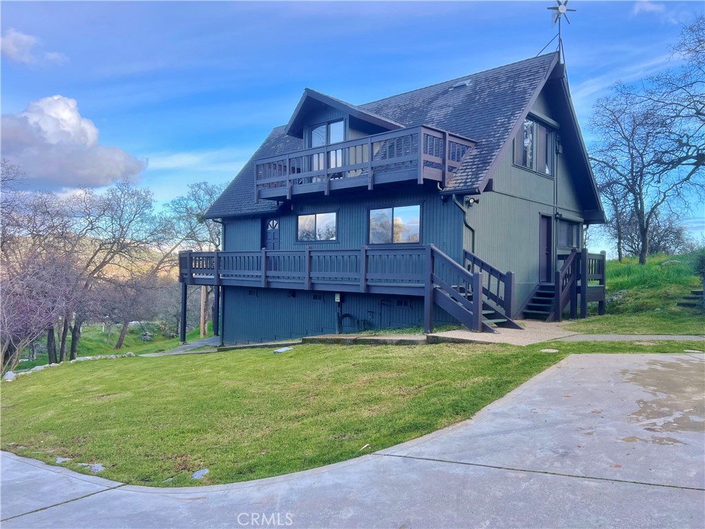 30114 Horseshoe Drive