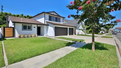 A home in Los Alamitos