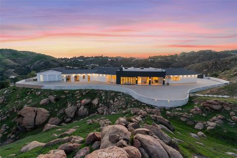 109 Buckskin Road Bell Canyon CA 91307