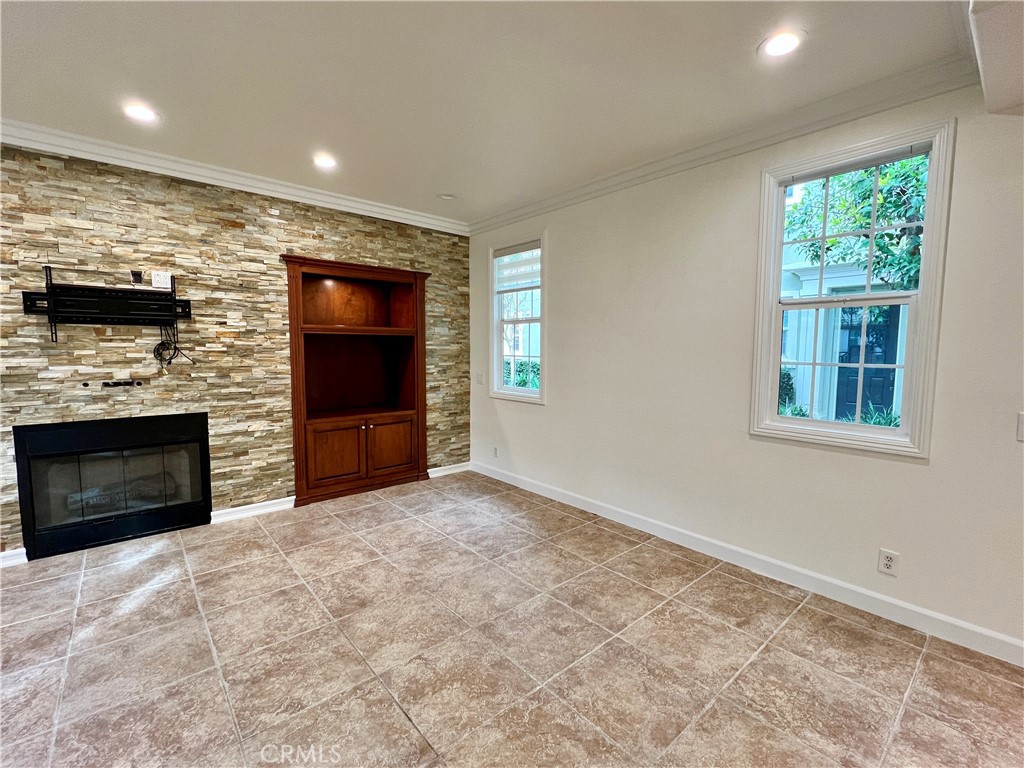 Cambridge Lane (CAML) - Residential Lease