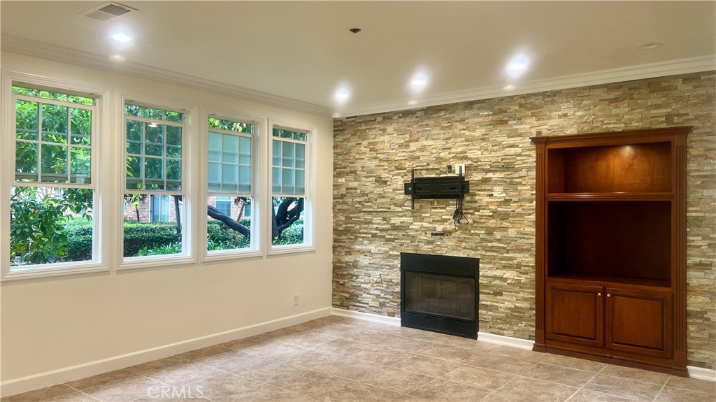 Cambridge Lane (CAML) - Residential Lease