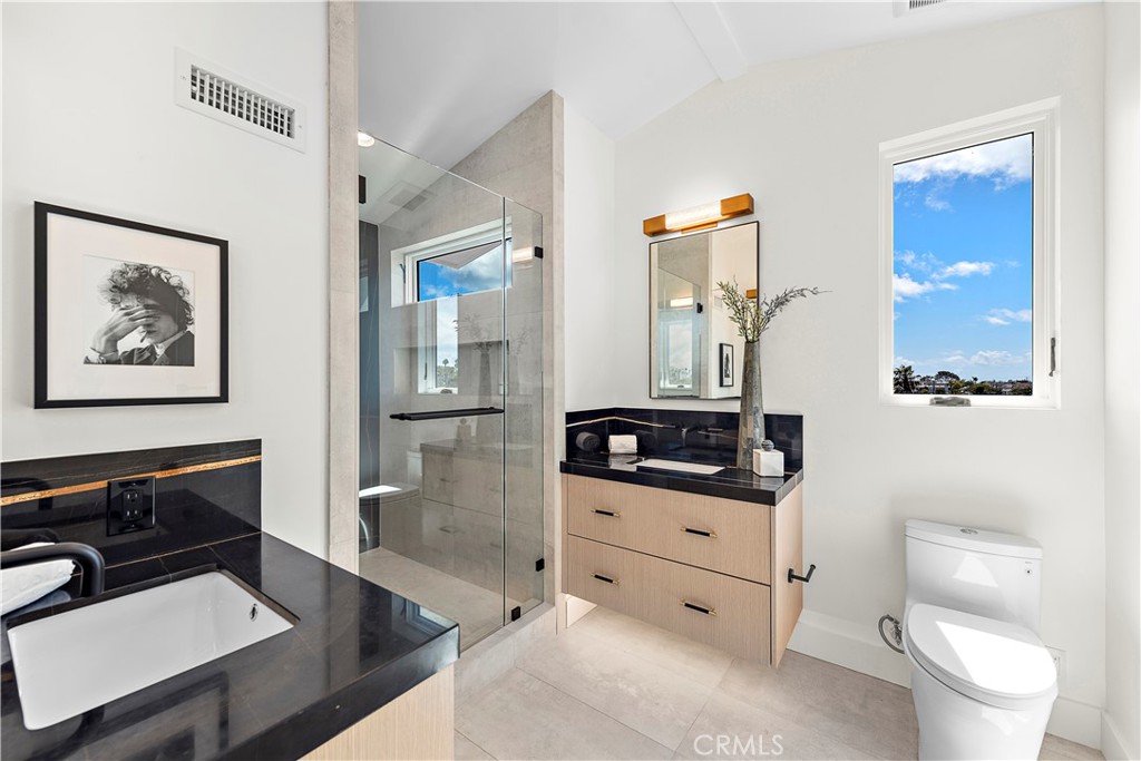 Corona del Mar North of PCH (CNHW) - Residential