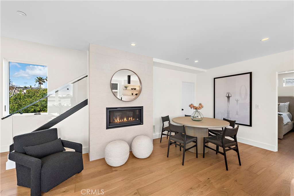 Corona del Mar North of PCH (CNHW) - Residential