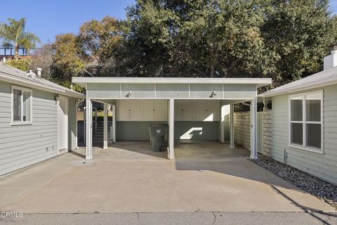 A home in Oak View