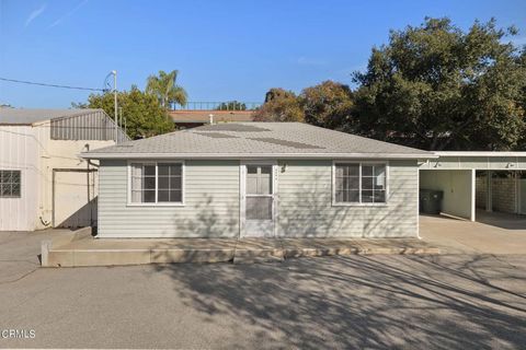 A home in Oak View