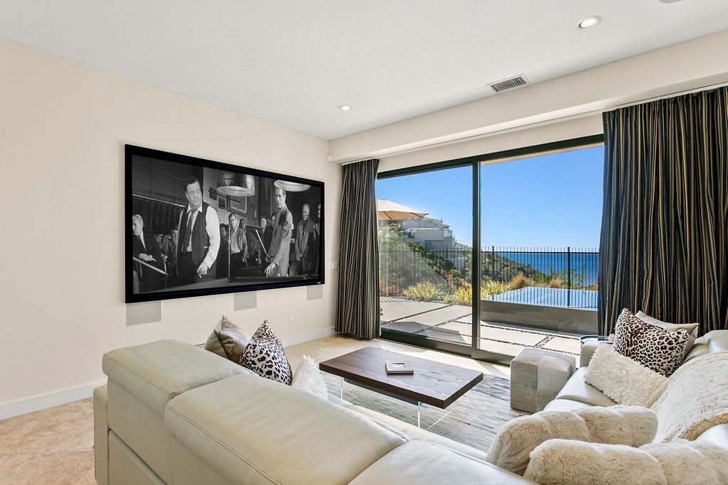 Arch Beach Heights (ABH) - Residential