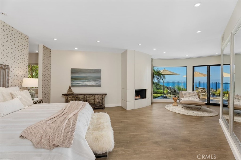 Arch Beach Heights (ABH) - Residential