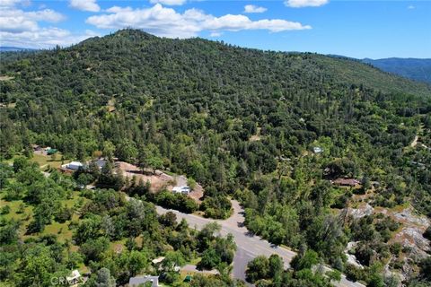 A home in Oakhurst