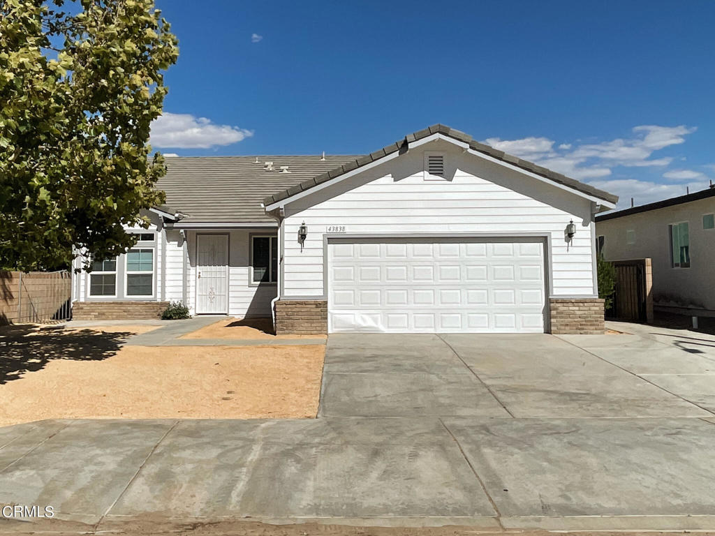 View Lancaster, CA 93536 house