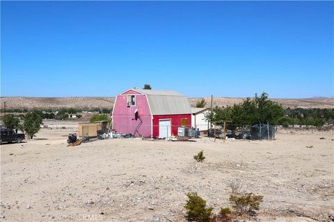 A home in Oro Grande