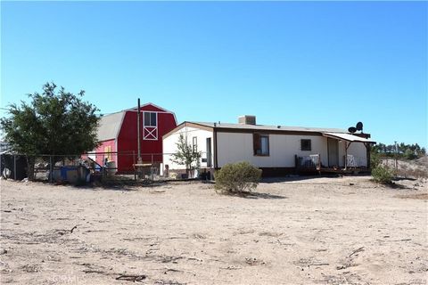 A home in Oro Grande