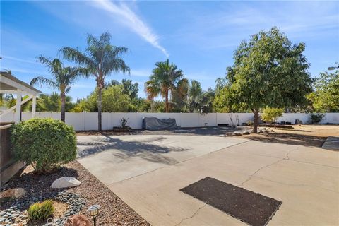 A home in Lake Elsinore