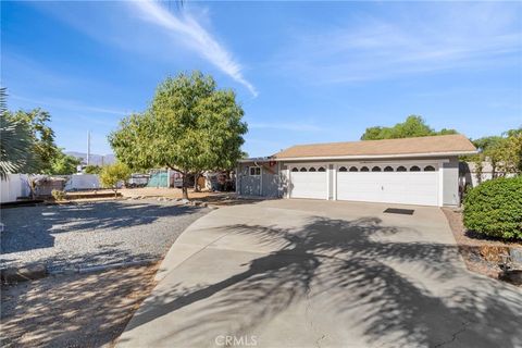 A home in Lake Elsinore