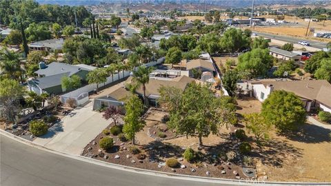 A home in Lake Elsinore