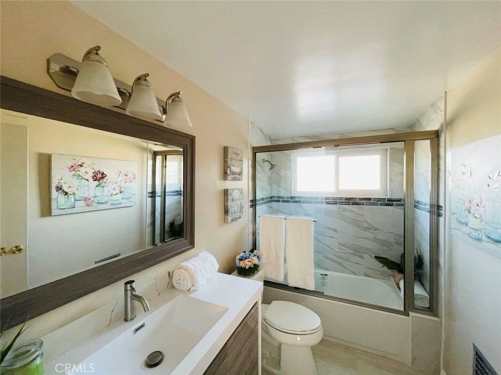 listing image 130728050330004976587