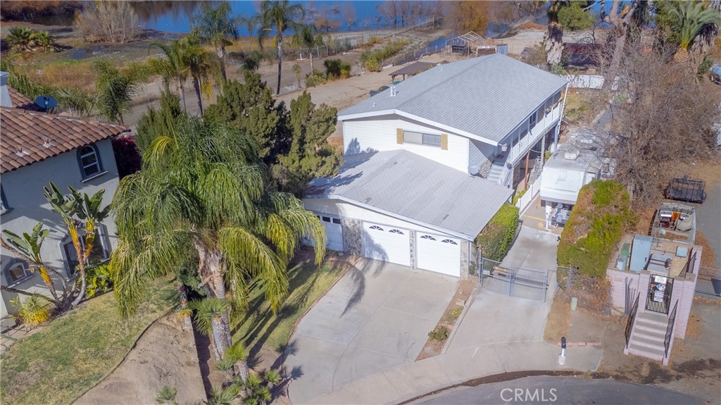 15716 Grand Avenue