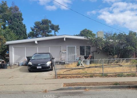 A home in East Palo Alto