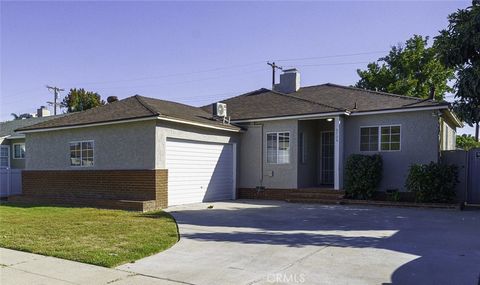 A home in Reseda