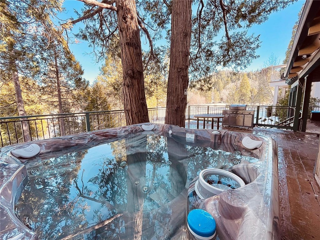 Arrowhead Woods (AWHW) - Residential