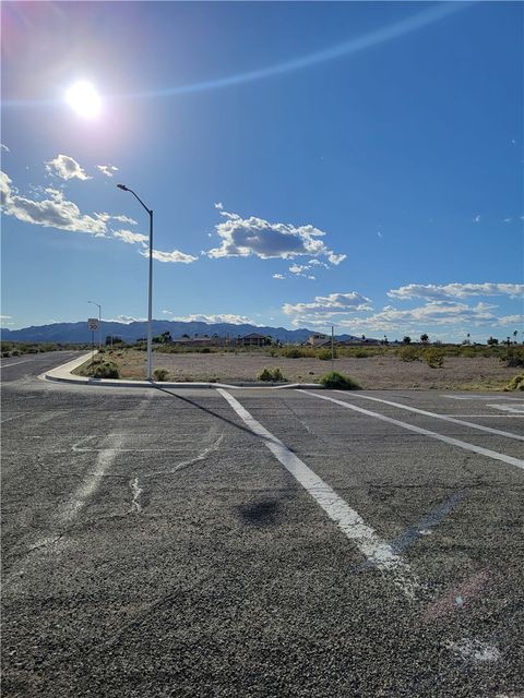 Photo of 10 Bailey Avenue, Needles, CA 92363 (MLS # JT25019771)
