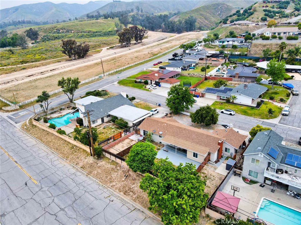 View San Bernardino, CA 92404 property