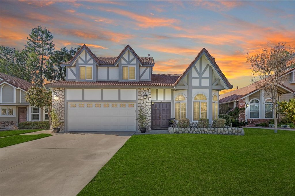 listing image 130725184918316890355